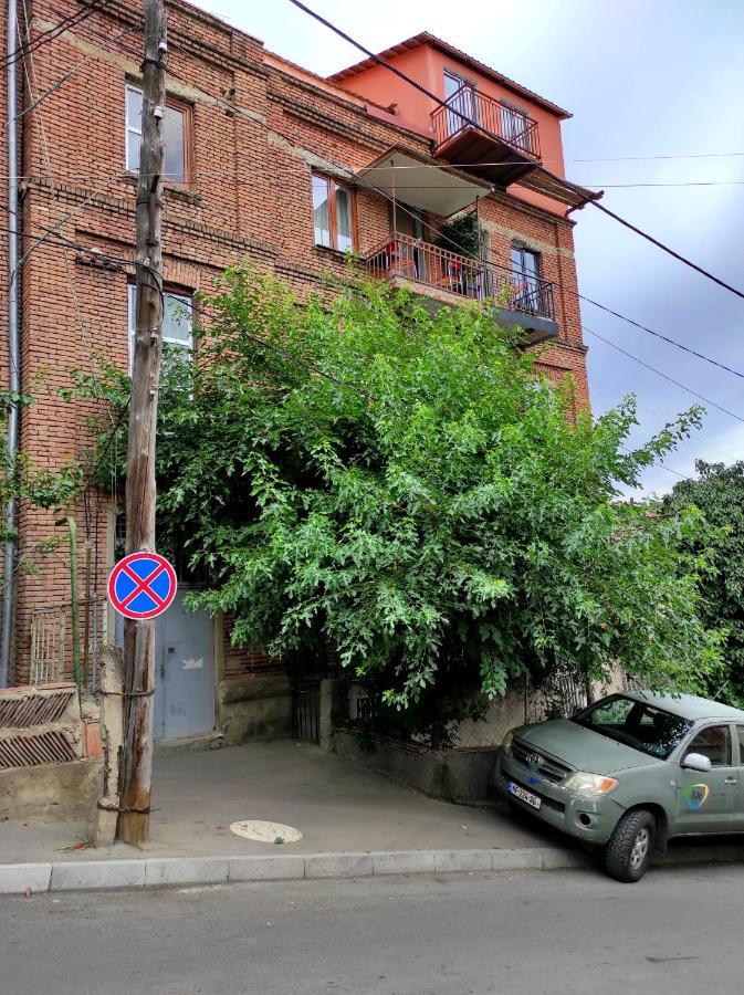 Tranquil Apartment In Vake Tbilisi Exterior foto